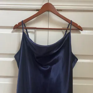 Y2K Bebe Slip Dress XL Navy Blue Cowl Neck Satin Midi Cocktail thumbnail 4
