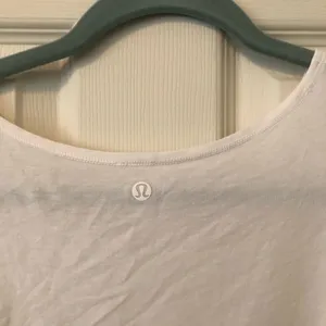 SALE✨Lululemon Renew The Day Shirt thumbnail 2