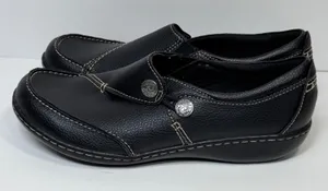 Clarks Shoes Women 8W Cheyn Madi Slip On Black Leather Comfort Casual Office thumbnail 1
