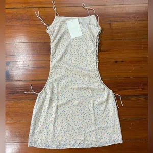 NWT Sabo Skirt Side Cut-Out Bluebell Nara Mini Dress ~ Size Medium 💛🍄 thumbnail 7