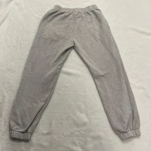 Brandy-melville Women's Grey Trousers thumbnail 3