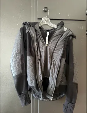 Lululemon Fleecy Keen Jacket thumbnail 3