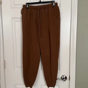 Banana Republic Women’s Cinnamon Brown Fleece Mockneck 2 pc Sweatsuit Size Med thumbnail 5