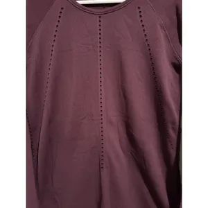 Athleta Foothill Seamless Long Sleeve Fitted Laser Cut Top Women's Size Small thumbnail 7