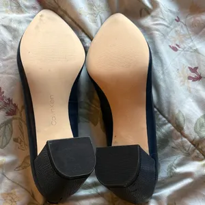 Calvin Klein Navy Natalynn Heeled Pumps thumbnail 7