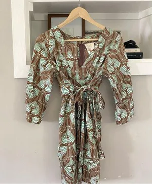 • tulle los angeles printed tie waist dress • thumbnail 1