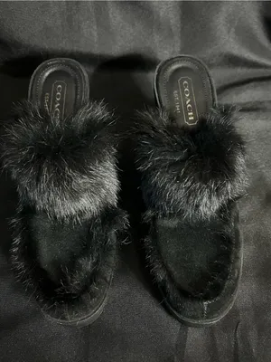 Coach Women’s Vintage Kaela Black Genuine Rabbit Fur Suede Platform Slides 7.5 thumbnail 7