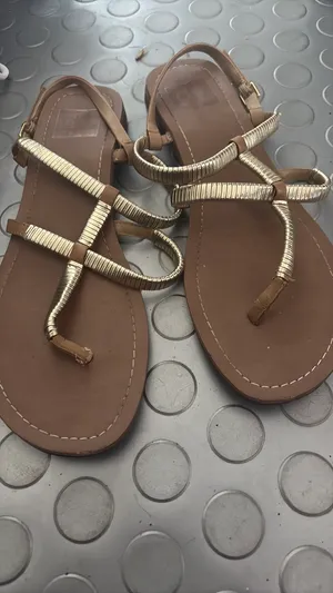 DV by Dolce Vita Sandals thumbnail 3