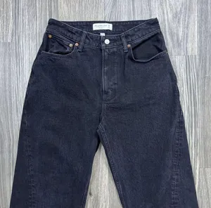 Abercrombie 90s Relaxed Fit High Rise Jeans Black Size 28 / 6 Curve Love thumbnail 5