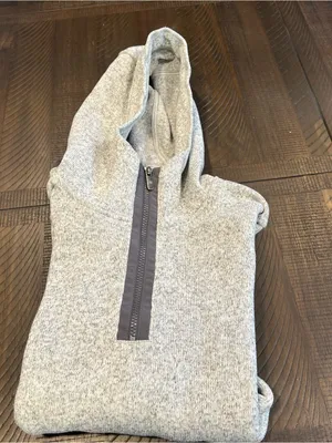 Lululemon it’s fleecing cold pullover light gray 4 women thumbnail 4