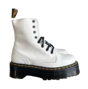DR. MARTENS NEW Unisex Jadon Smooth Leather Boot Size 4 or 5 #B1298A thumbnail 1