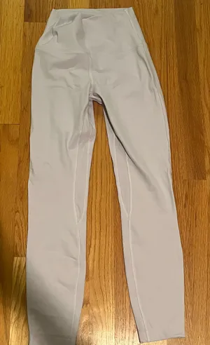 Lululemon Align High-Rise 28" thumbnail 1