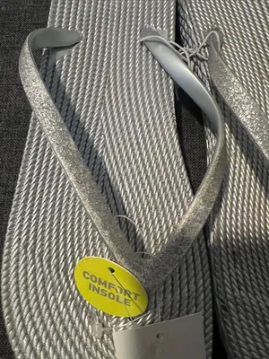 Capelli of New York Silver Glitter Flip Flop Sandals thumbnail 2