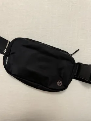 Lululemon Everywhere Belt Bag 1L thumbnail 6