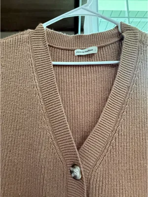 Moon & Maddison Sweater Cropped thumbnail 2