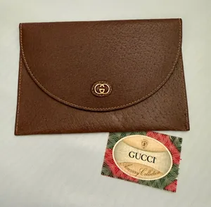 Gucci Vintage Accessory Collection Leather Envelope Pouch with Gold Logo thumbnail 1