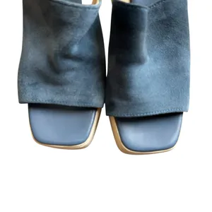 Free People - Zoe Platform Vintage Heels Blue Suede Size 39 (US 8.5–9) thumbnail 3