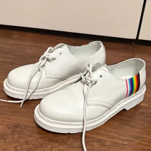 💙💖 Dr. Martens 1461 for‎ Pride White Smooth Boots Rainbow Stripe Derby Oxford thumbnail 2