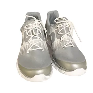 Reebok Size‎ 9 ZPump Fusion Womens Running Low Top Sneaker Grey White Athletic thumbnail 2