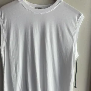 AGOLDE Raya Muscle Cotton-Jersey T-Shirt White thumbnail 4