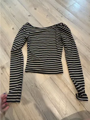 Shein Long Sleeve Top thumbnail 2