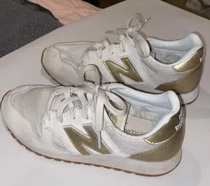 New Balance Gold Balance 520 Sneakers thumbnail 1