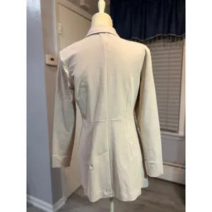 NIC+ZOE Ivory Utility Blazer Jacket M Quiet Luxury Office Chic Tailored Longline thumbnail 4
