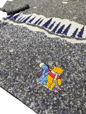 ✨ Vintage Disney Winnie the Pooh Snowy Scene‎ Sweater Large ✨ thumbnail 3