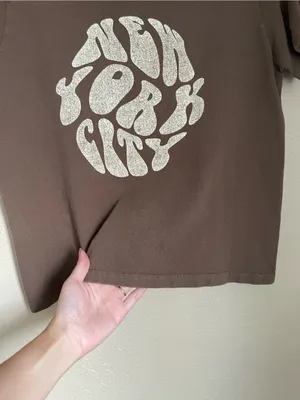 Brandy Melville John Galt New York Graphic T Shirt Tee One Size Brown thumbnail 8