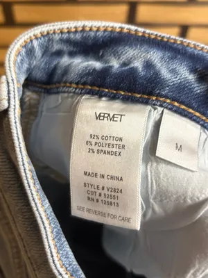 Vervet Valerie Bermuda Jean shorts size medium thumbnail 10