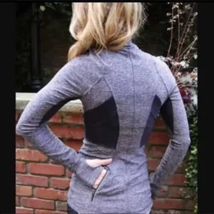Lululemon 1/4 zip Full Tilt size 6 pullover thumbnail 2