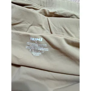 SKIMS Fits Everybody Bandeau Bra Clay BR-BND-2026 Tan Beige Womens Medium NWT thumbnail 5