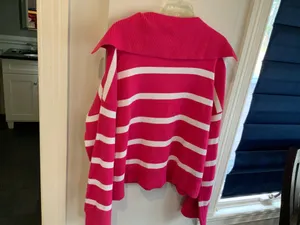 Women’s pink and white sweater size xl. NWOT. SKU 2804 m thumbnail 2