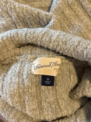 Universal Threads Sweater thumbnail 3