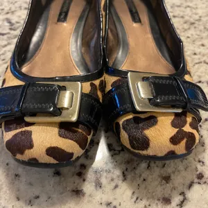 Bandolino Leopard Calf Hair Ballet Flats Womens 9 Brown‎ Buckle Square Toe Wedge thumbnail 8
