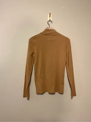 J.Crew Turtleneck Perfect-Fit Ribbed Turtleneck with Jewel Buttons Size Medium thumbnail 6