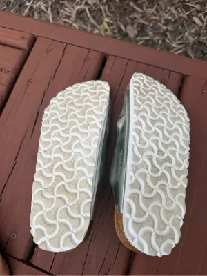 Birkenstock Arizona Metallic Silver Soft Footbed Sandals 37 US 6.5 $154 thumbnail 9