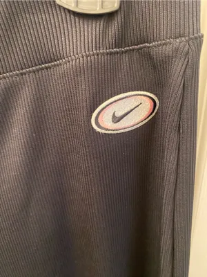 Nike Black Wide-Leg Cropped Jogger Pants thumbnail 4