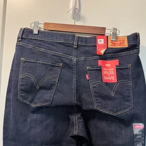 NWT Levi's Classic Bootcut Jean Dark‎ Wash High Waist Stretch 32x30 thumbnail 6