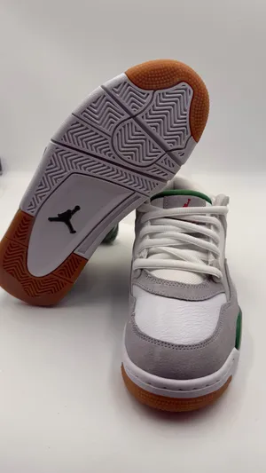 Jordan 4 RM Gray Size 6 thumbnail 5