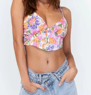 Princess Polly tasheika floral crop top thumbnail 1