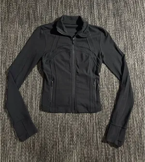 Lululemon Define Cropped Jacket *Nulu Sculpting Bodycon Size 2 thumbnail 1