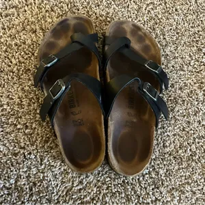 Birkenstock Mayari Black Strap Sandals thumbnail 3