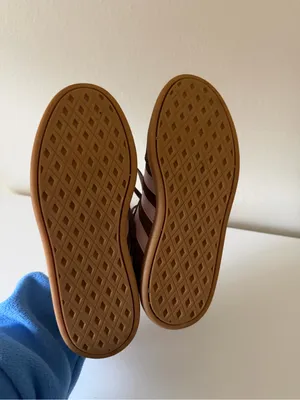 Adidas Sneakers Size 6 thumbnail 3