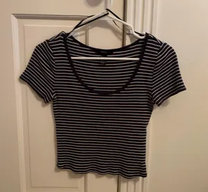 Forever 21 Crop Top thumbnail 1