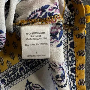 About A Girl Mustard Yellow Paisley Pom Pom Trim Boho Shorts Large 34HD0411TRM thumbnail 5
