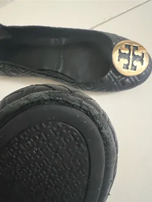 Tory Burch Black Quilted Leather Gold Logo Ballet Flats 8.5 thumbnail 7