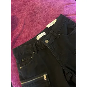 ZARA Slim Cargo JEANS Black GOTH GRUNGE PUNK 90s Size 0 Mid Rise XS NWT thumbnail 4