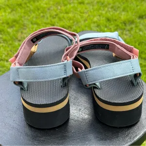 Teva Multicolor Strappy Sandals 9 thumbnail 7