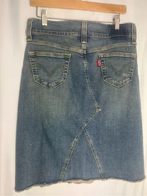 Levi's Classic Distressed Blue Denim Skirt with Raw Frayed Hem thumbnail 4